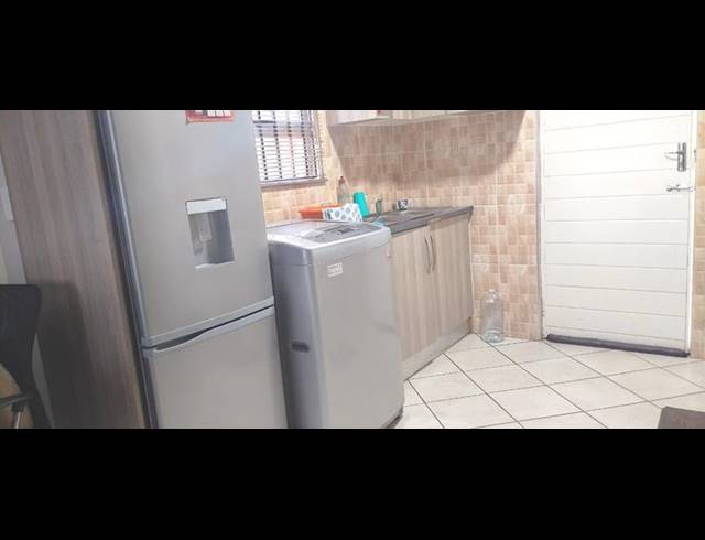3 BEDROOM HOUSE FOR SALE IN THE ORCHARDS